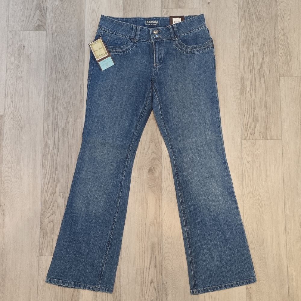 Bandolino Women's Boot Cut Jeans in Classic Blue